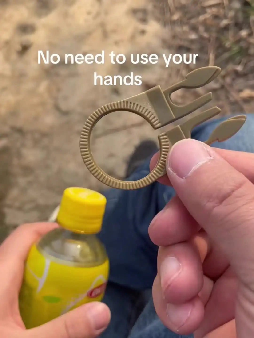 Portable Hiking Water Bottle Clip Hooks For Camping And Travel